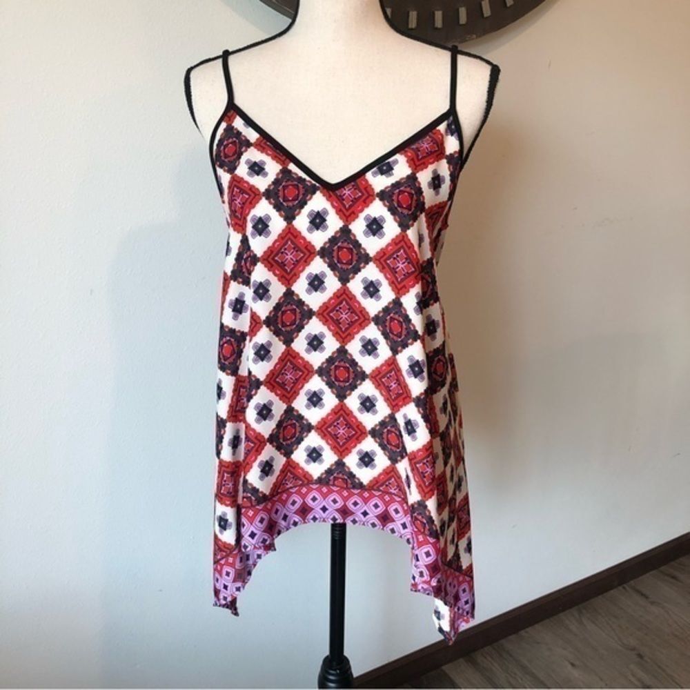 Blue Rain Patterned Asymmetrical Bandana Hem Tank Top